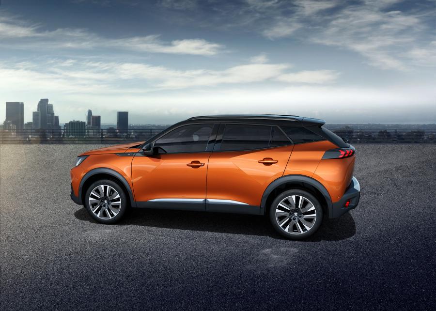  Peugeot 2008 GT 2019 года  (WW) (фото 8 из 45)
